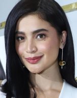 Anne Curtis