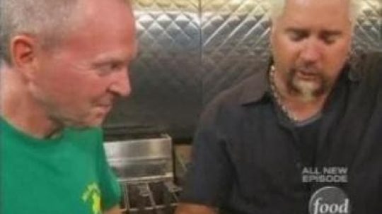 Diners, Drive-Ins and Dives - 1. epizoda