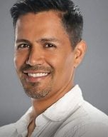 Jay Hernandez