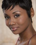 Emayatzy Corinealdi