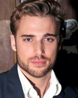 Dustin Milligan