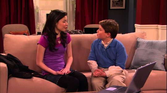 iCarly - iCarly a Nevel