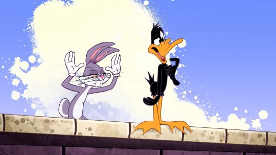 Looney Tunes: Úžasná show - Bugs jde do práce, Daffy na operaci