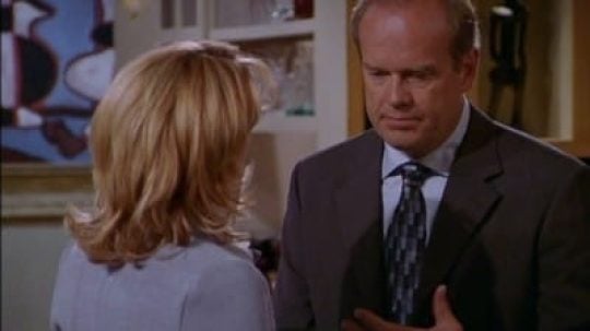 Frasier - Kdo chce zabít Julii