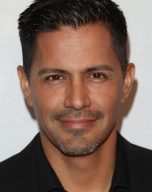 Jay Hernandez