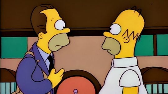Simpsonovi - Brácho, můžeš postrádat dva tácy?