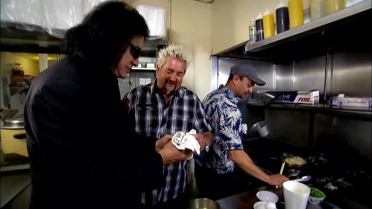 Diners, Drive-Ins and Dives - 1. epizoda