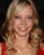 Riki Lindhome