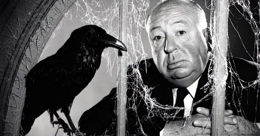 Alfred Hitchcock uvádí