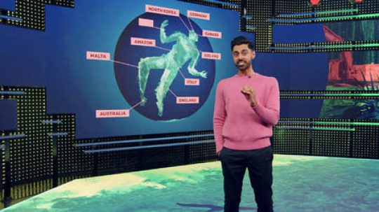 Patriot Act with Hasan Minhaj - 1. epizoda