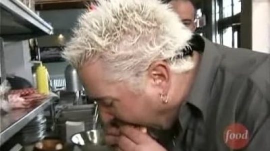 Diners, Drive-Ins and Dives - 11. epizoda