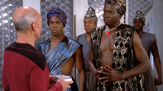 Star Trek: Nová generace - Zákon cti