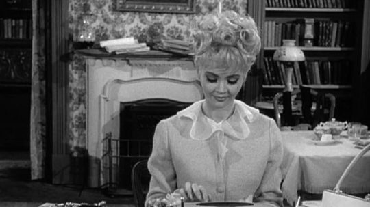 Petticoat Junction - 16. epizoda