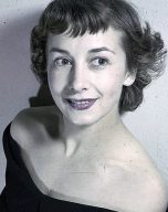 Suzanne Flon
