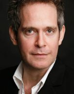 Tom Hollander