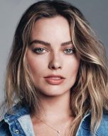 Margot Robbie