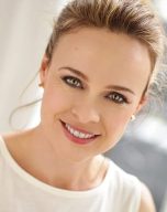 Tami Stronach