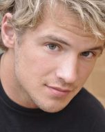 Freddie Stroma