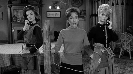 Petticoat Junction - 17. epizoda