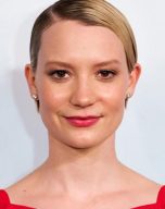 Mia Wasikowska