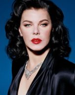 Debi Mazar