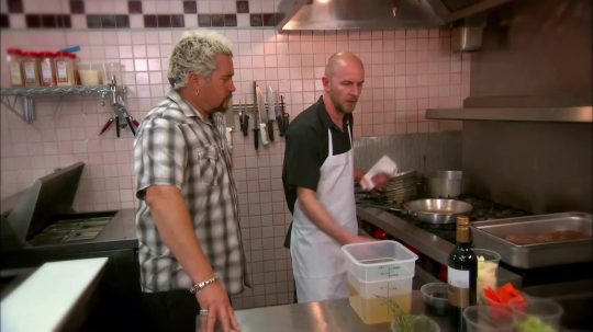 Diners, Drive-Ins and Dives - 7. epizoda