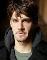 Justin Bartha