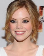 Dreama Walker