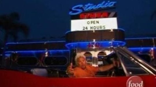 Diners, Drive-Ins and Dives - 10. epizoda