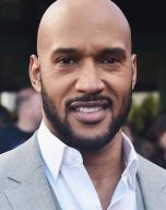 Henry Simmons