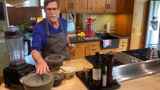 Exploring Mexico’s Kitchen with Rick Bayless - 9. epizoda