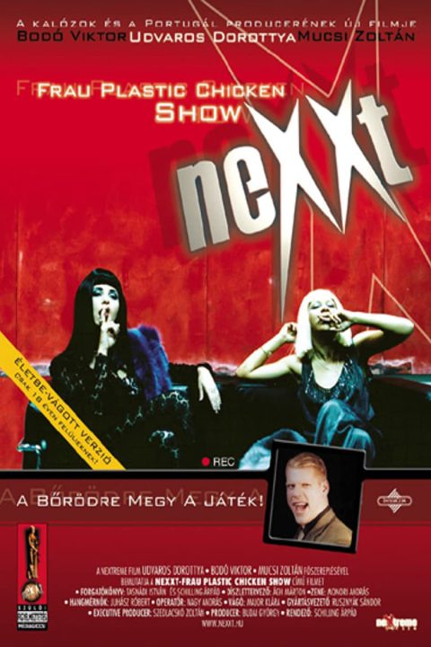 Nexxt - Frau Plastic Chicken Show