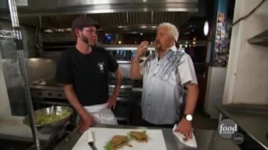 Diners, Drive-Ins and Dives - 9. epizoda