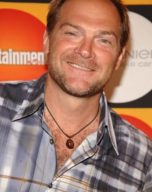 Les Stroud