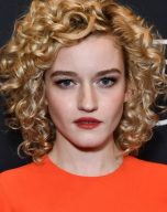 Julia Garner