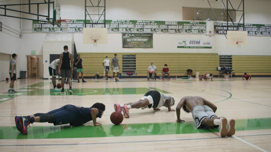 Univerzita poslední šance: Basketbal - Když hraju basket