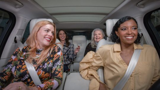 Carpool Karaoke: The Series - Herečky ze seriálu Girls5eva