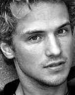 Freddie Stroma