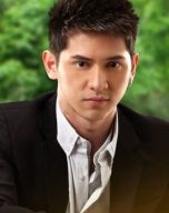 Ahron Villena