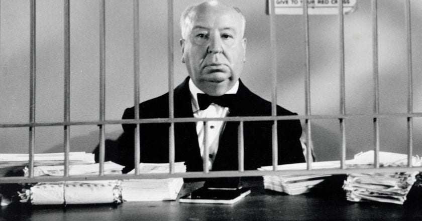 Alfred Hitchcock uvádí