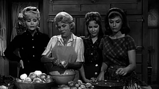 Petticoat Junction - 7. epizoda