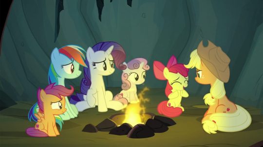 Můj malý Pony: Přátelství je magické - Příběhy od táboráku