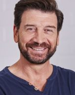 Nick Knowles