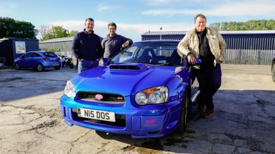 Rození obchodníci: Vysněné auto - Jordanovo Subaru Impreza