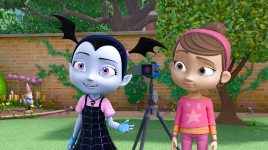 Vampirina - Týdenní normálnosti