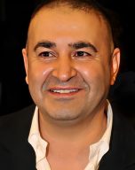 Şafak Sezer