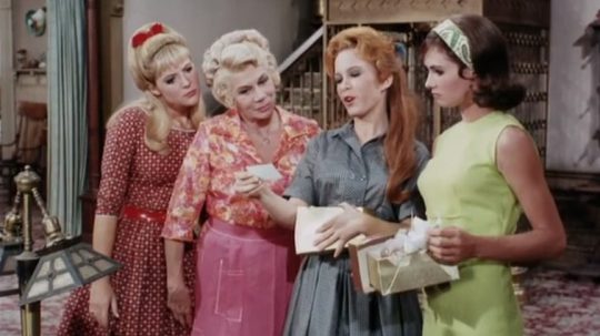 Petticoat Junction - 17. epizoda