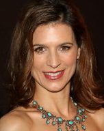 Perrey Reeves