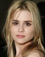 Alison Lohman