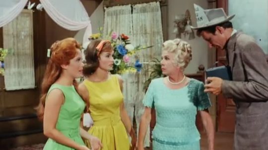 Petticoat Junction - 1. epizoda